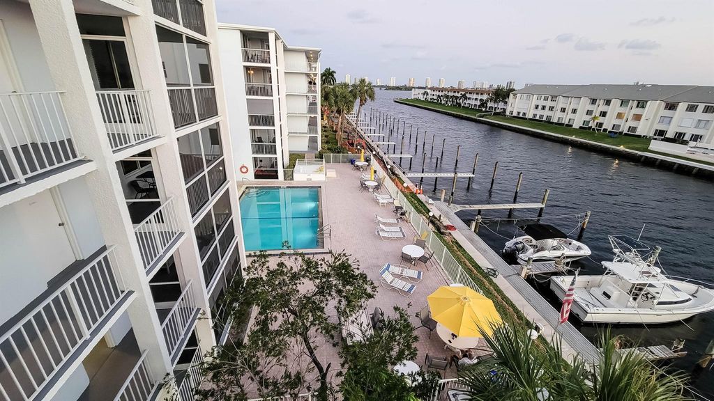 Photo of 108 Paradise Harbour Boulevard #403, North Palm Beach, FL 33408 (MLS # R10958029)