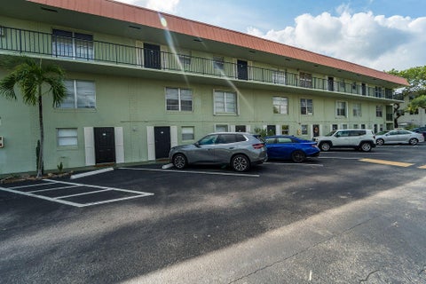 Tiny photo for 809 W Oakland Park Boulevard #K2, Oakland Park, FL 33311 (MLS # B26058541)