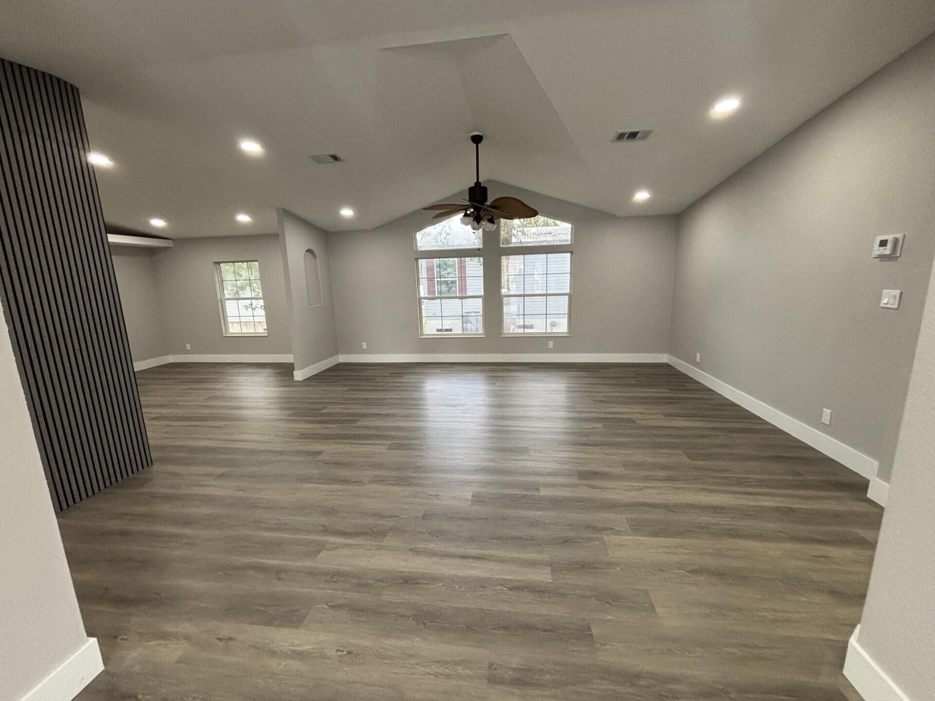 3418 NW 64th Court, Coconut Creek, FL, 33073/$199,900 3 3418 NW 64th Court