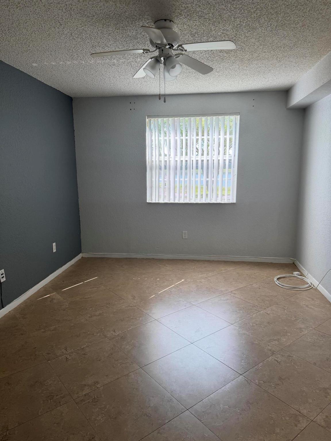 Lakeview Club - Residential Lease