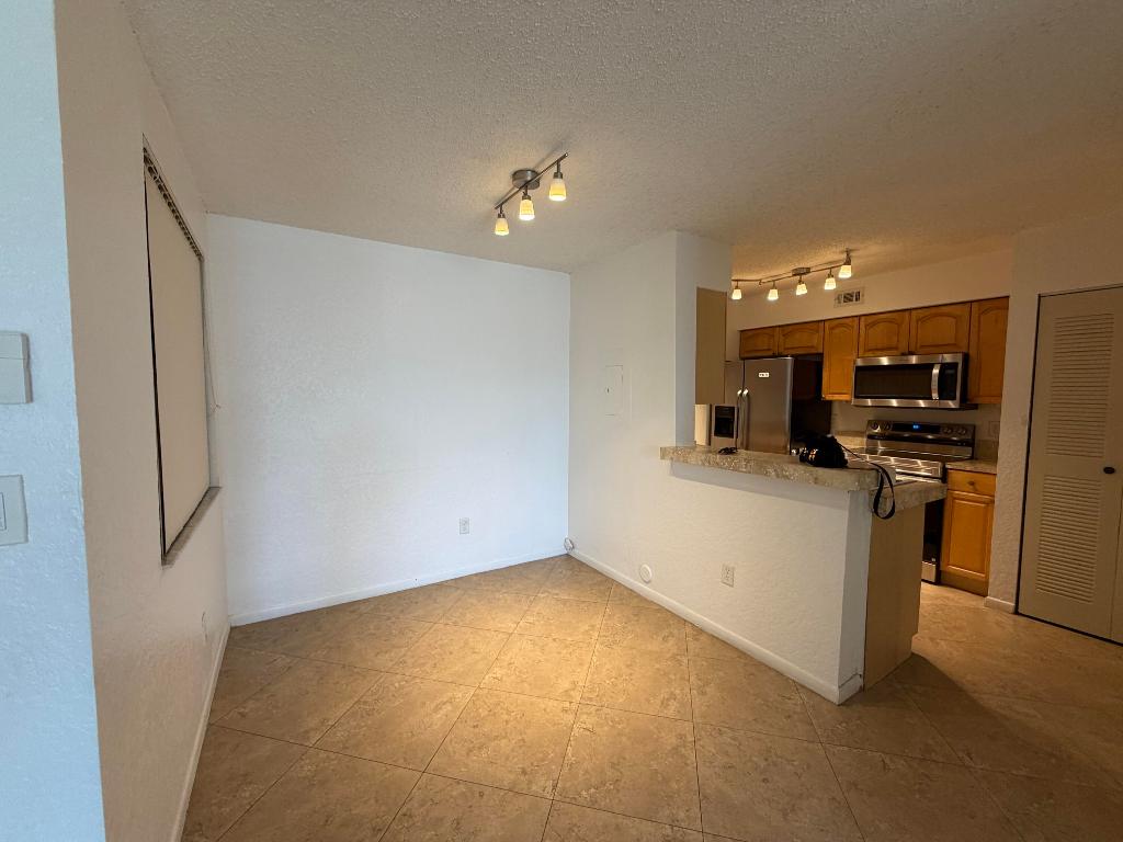 Lakeview Club - Residential Lease