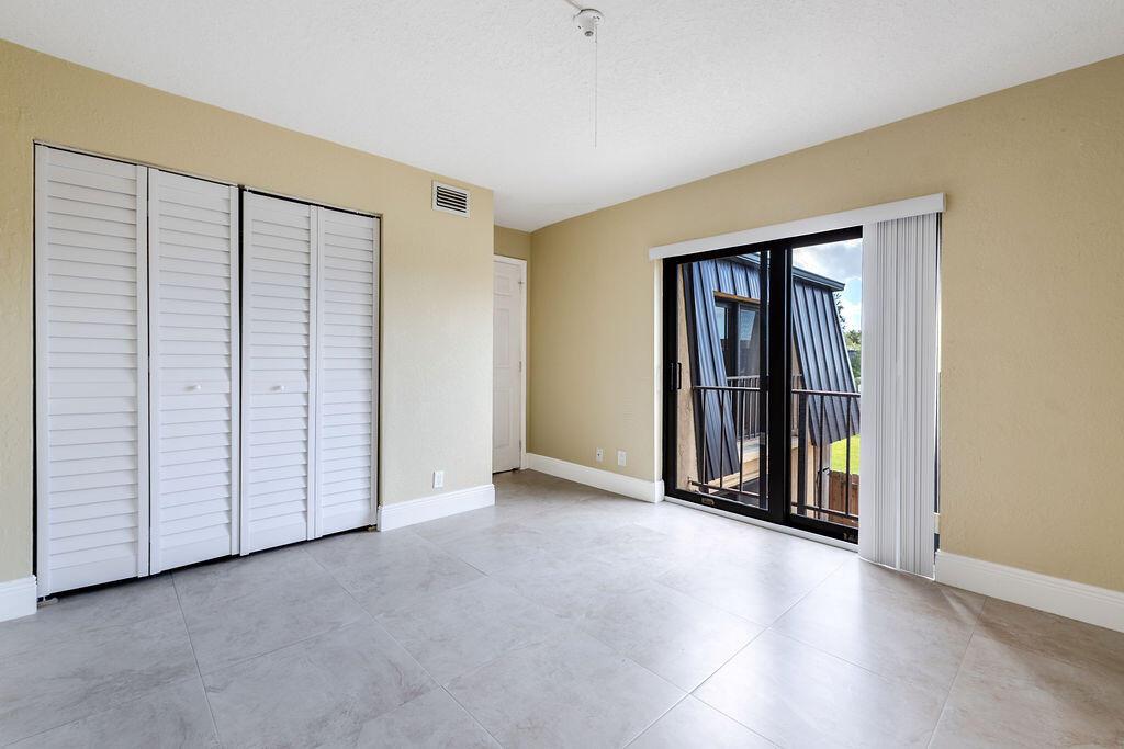WATERSIDE ESTATES - Residential