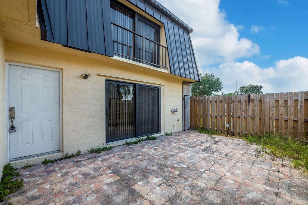 WATERSIDE ESTATES - Residential