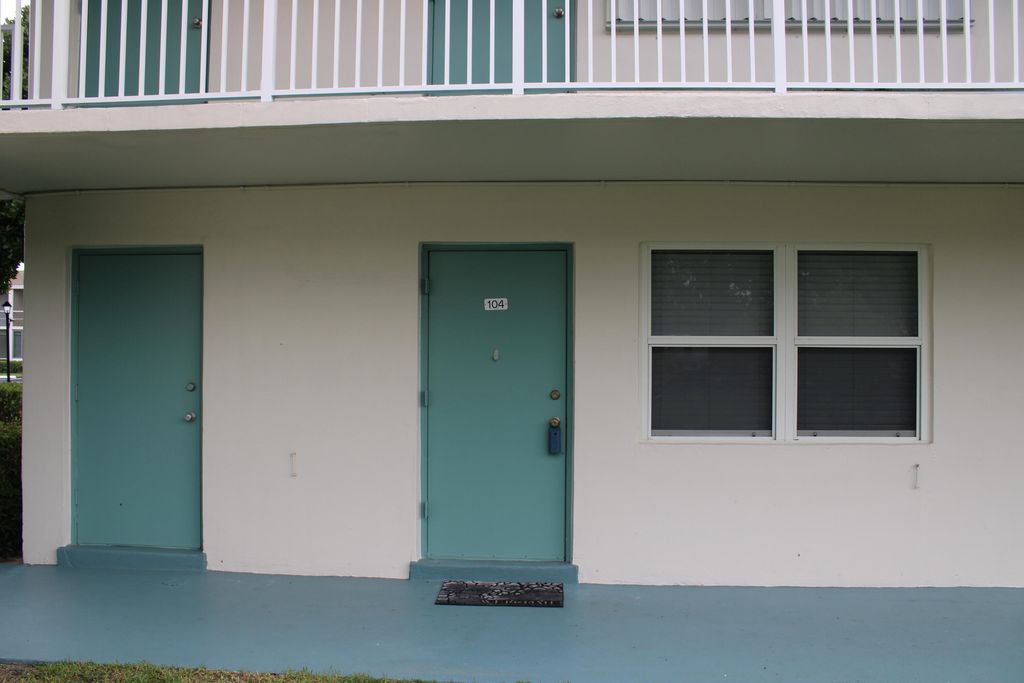 Photo of 340 Horizons W #104, Boynton Beach, FL 33435 (MLS # R11020399)