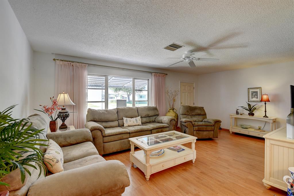 PALM BEACH LEISUREVILLE SEC 10 - Residential