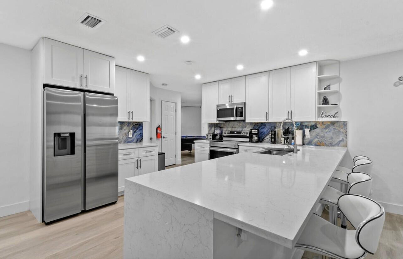 COCONUT CREEK SEC 8 - Residential Lease