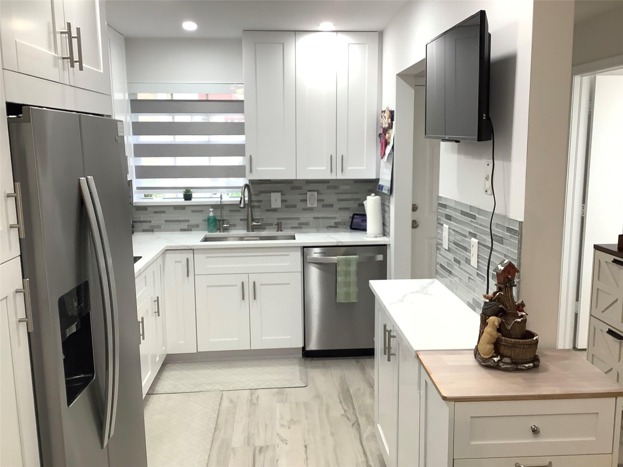 Waterside Village Palm Be - Residential Lease