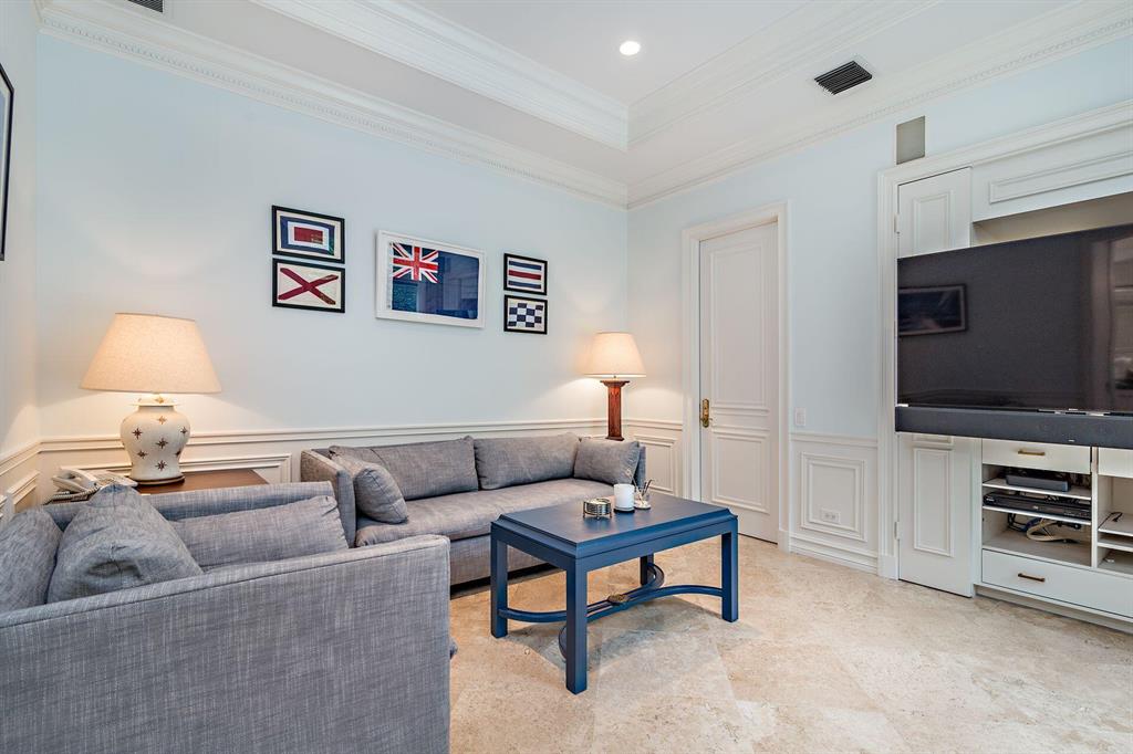 OCEAN PARK H W ROBBINS - Residential