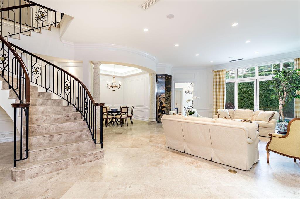 OCEAN PARK H W ROBBINS - Residential