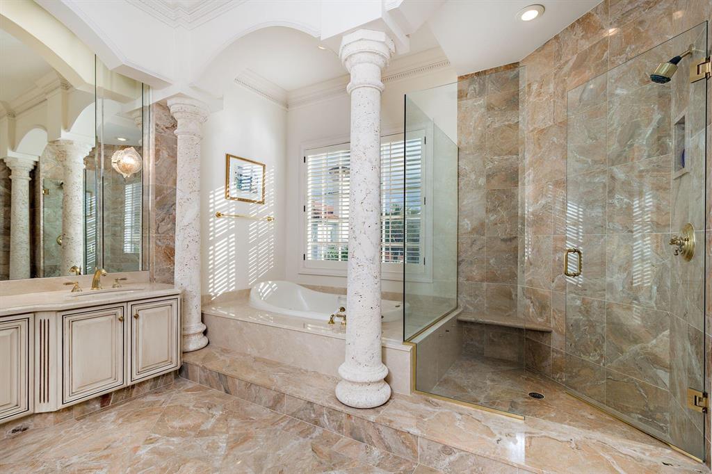 OCEAN PARK H W ROBBINS - Residential