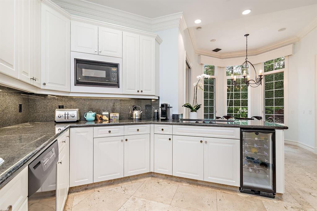 OCEAN PARK H W ROBBINS - Residential