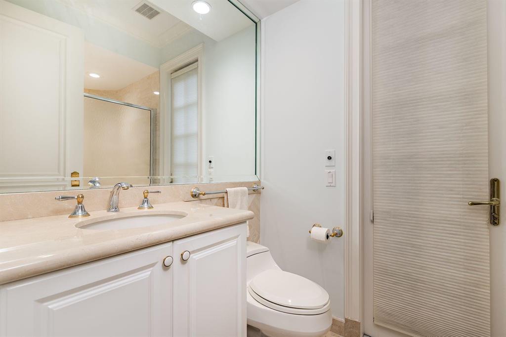 OCEAN PARK H W ROBBINS - Residential