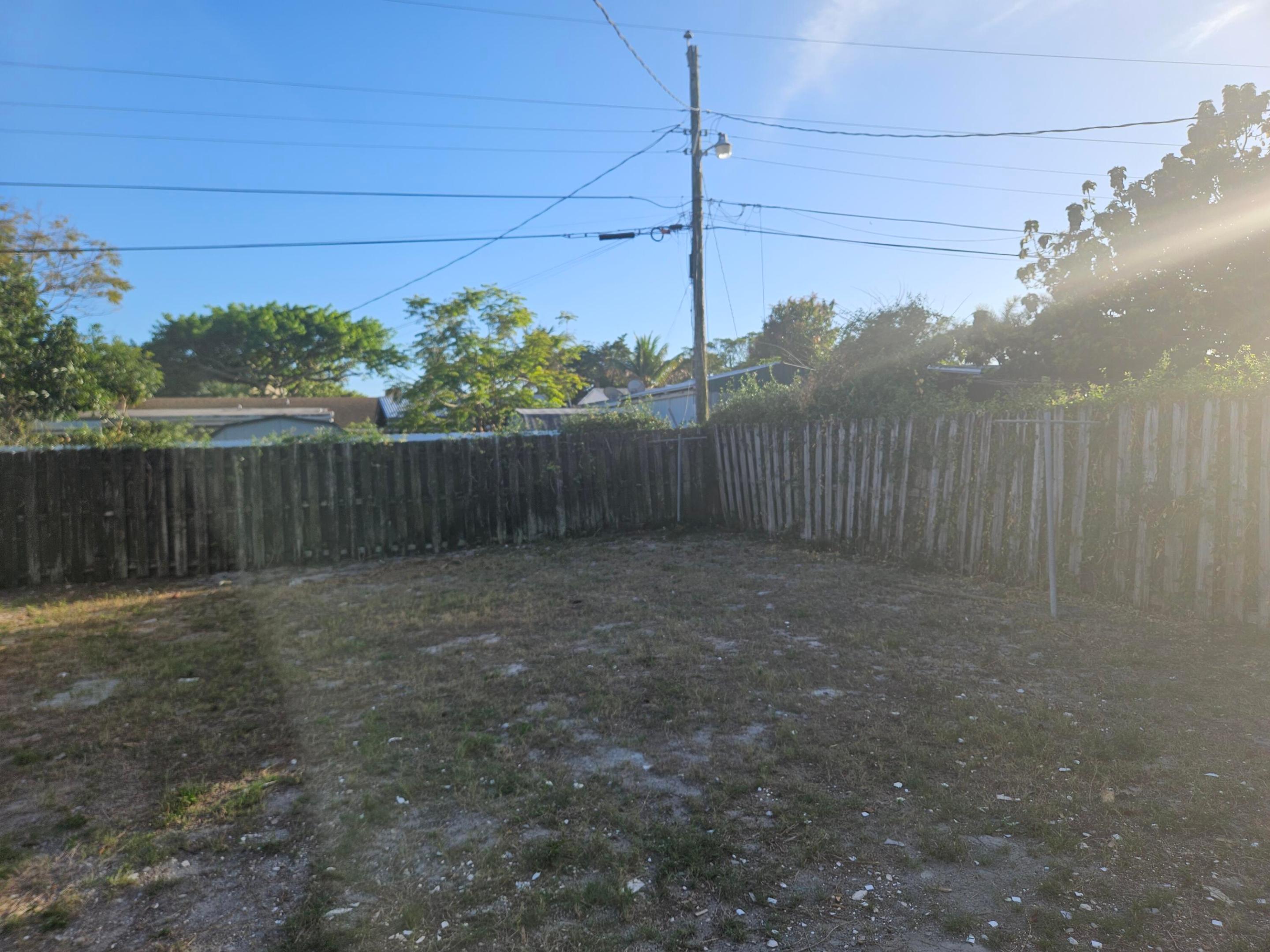 BELVEDERE COURT 3 - Residential