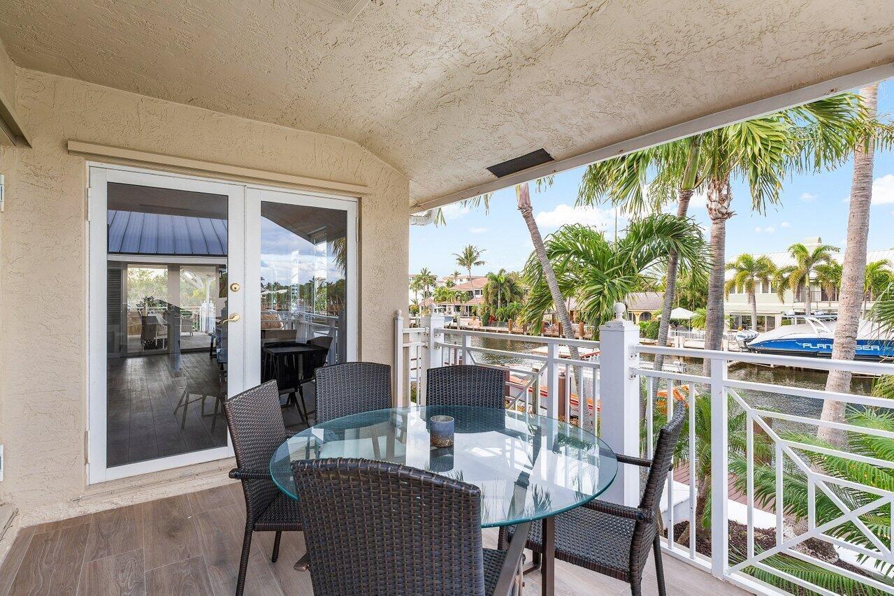 TROPIC ISLE - Residential