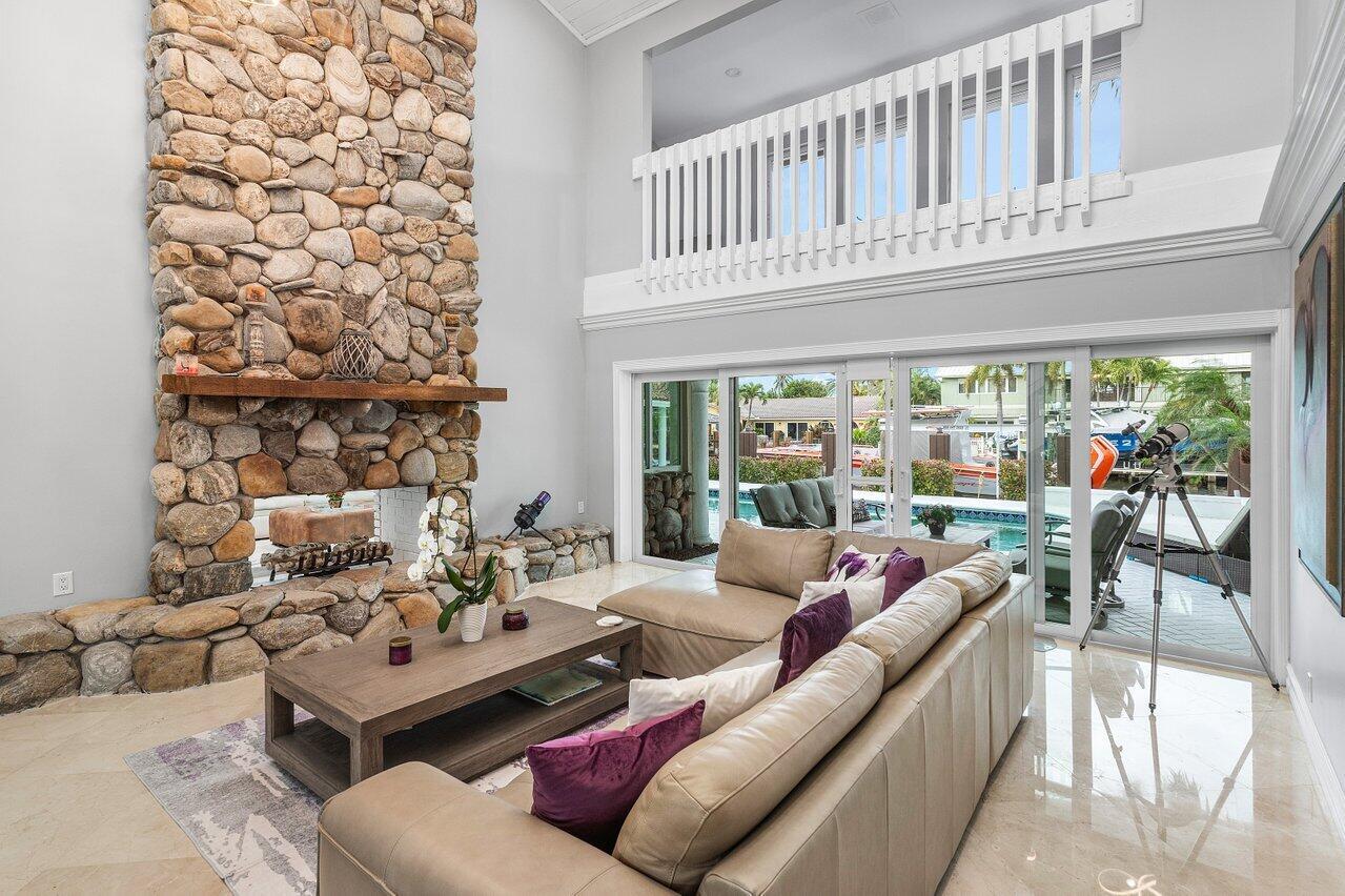 937 Fern Drive
