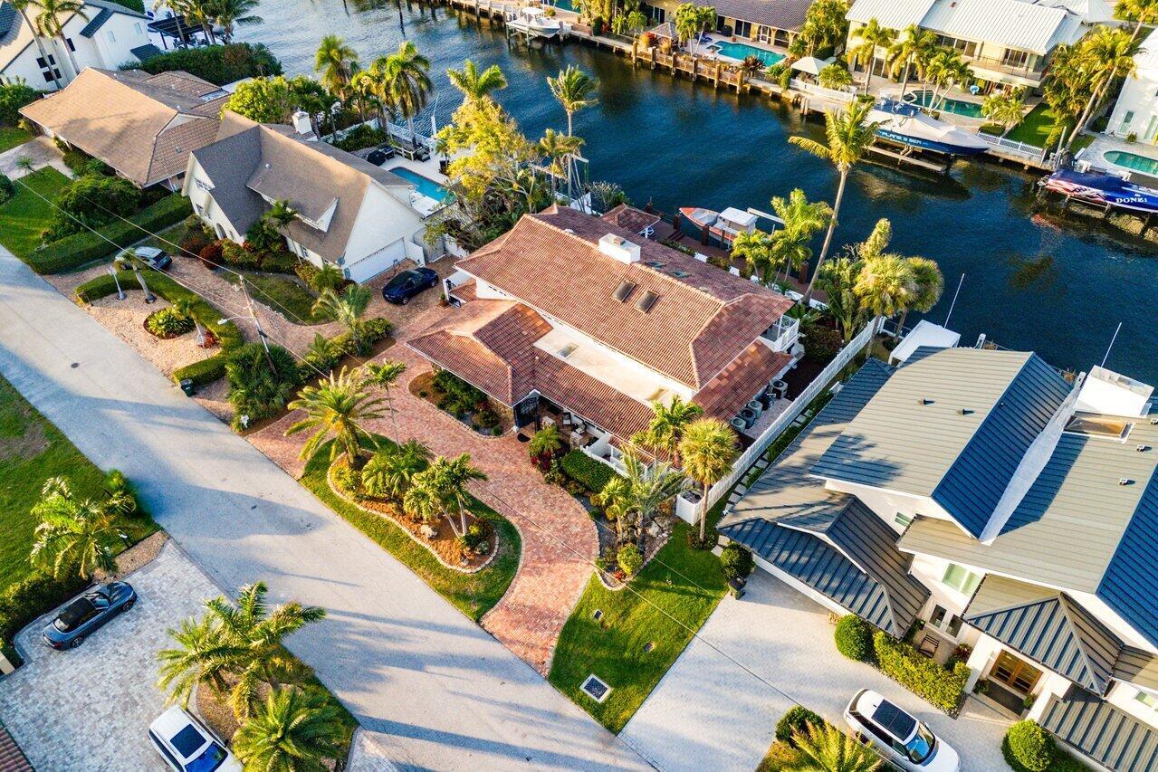 TROPIC ISLE - Residential