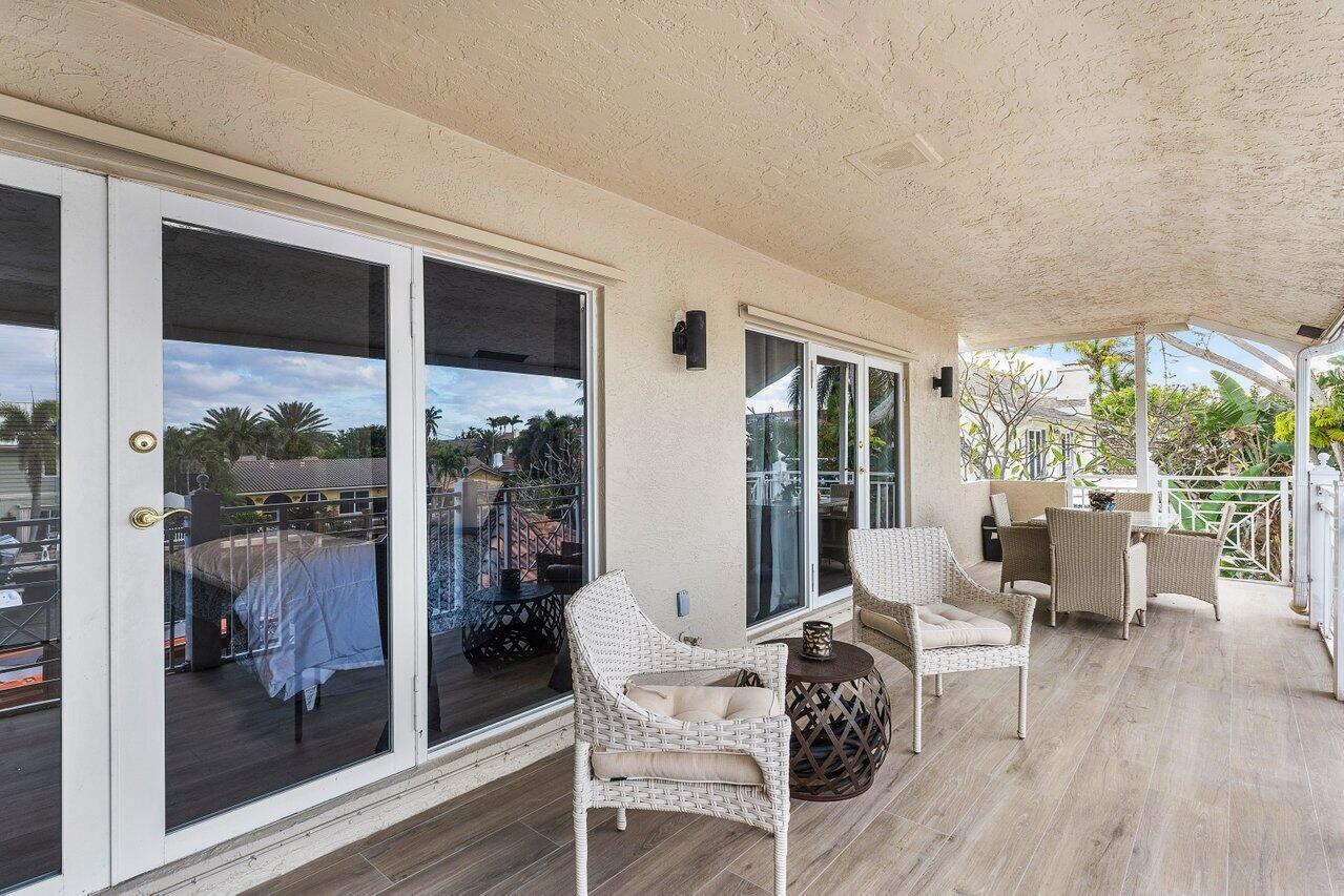 TROPIC ISLE - Residential