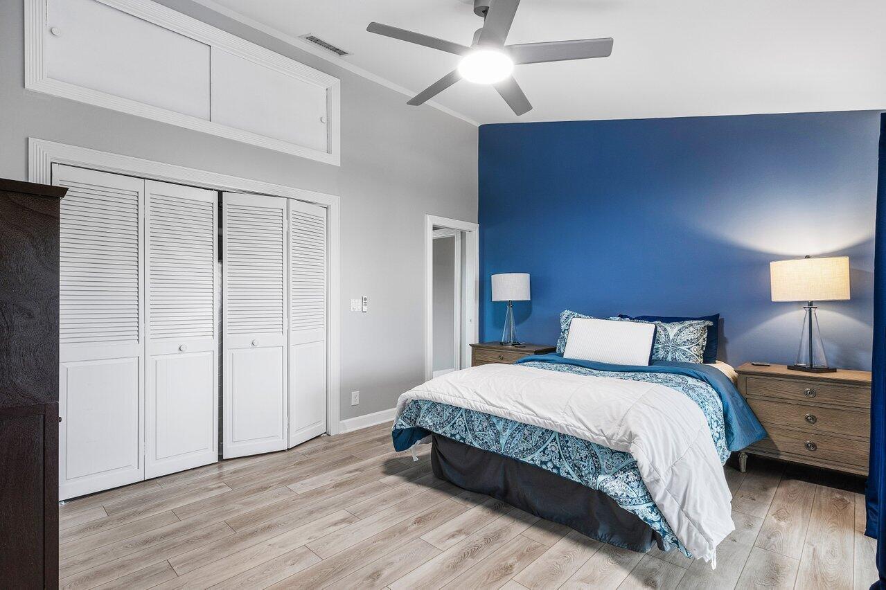 TROPIC ISLE - Residential