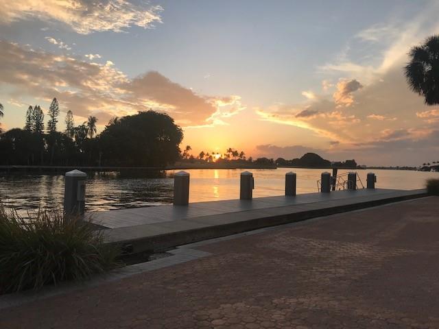 BLAIR HOUSE - Residential