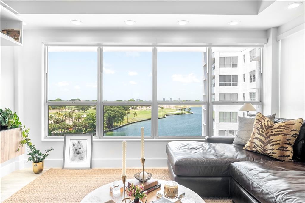 BLAIR HOUSE - Residential