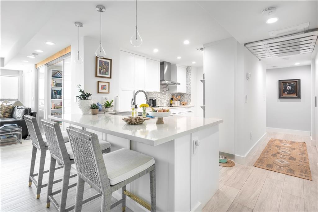 BLAIR HOUSE - Residential