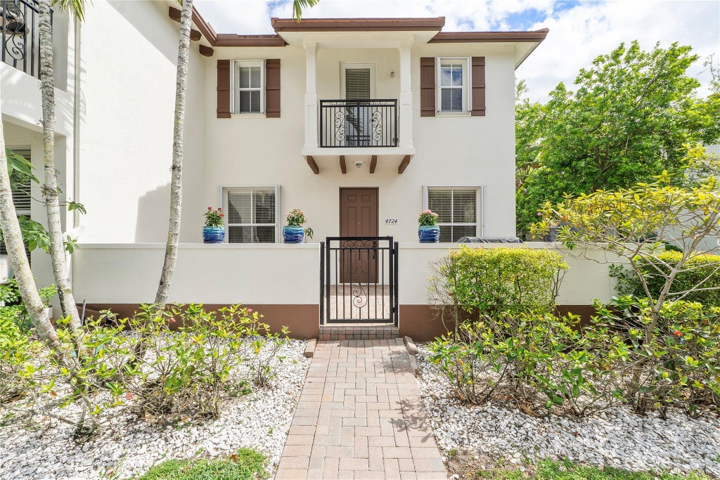 Photo of 4724 N Acadian Trail, Coconut Creek, FL 33073 (MLS # F10436731)