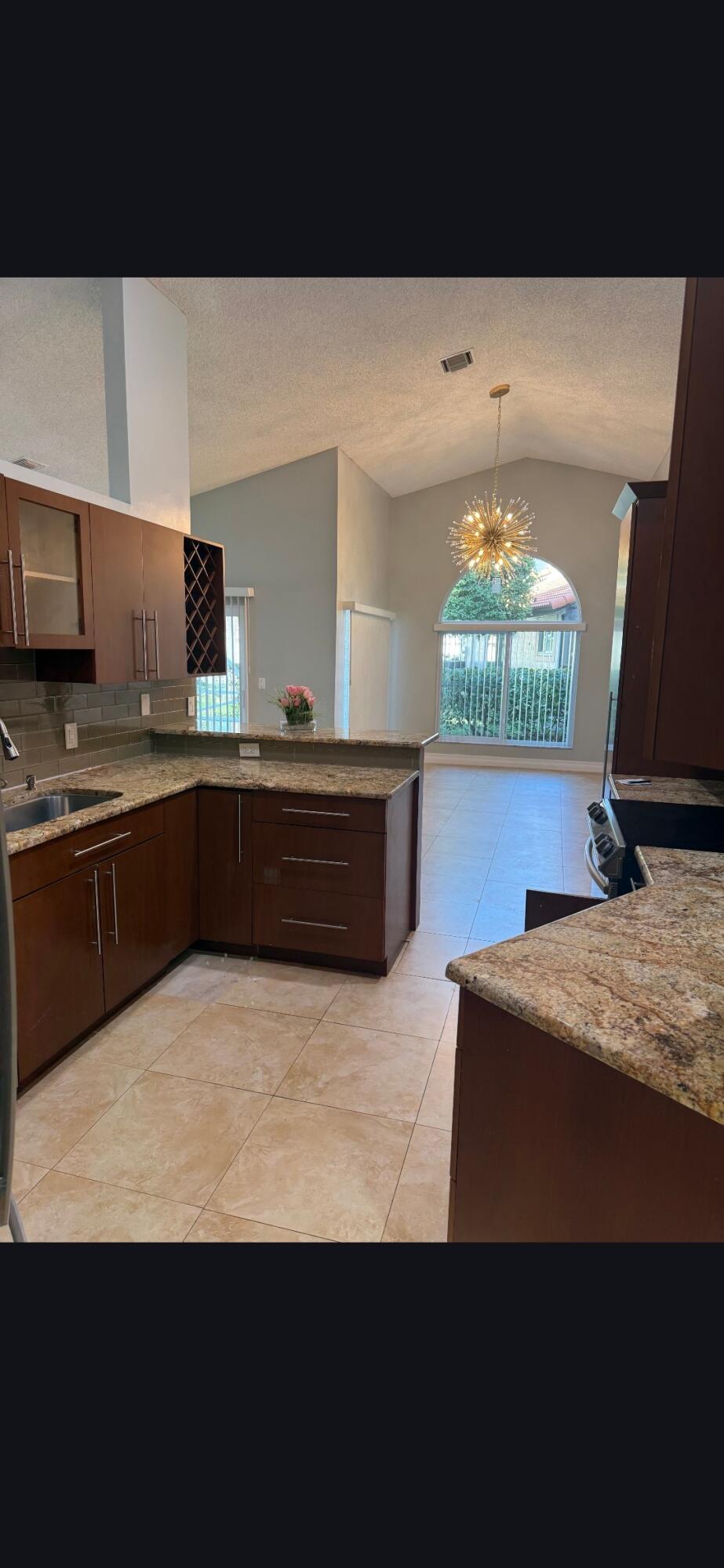 Starlight Cove Westchester CC - Residential Lease