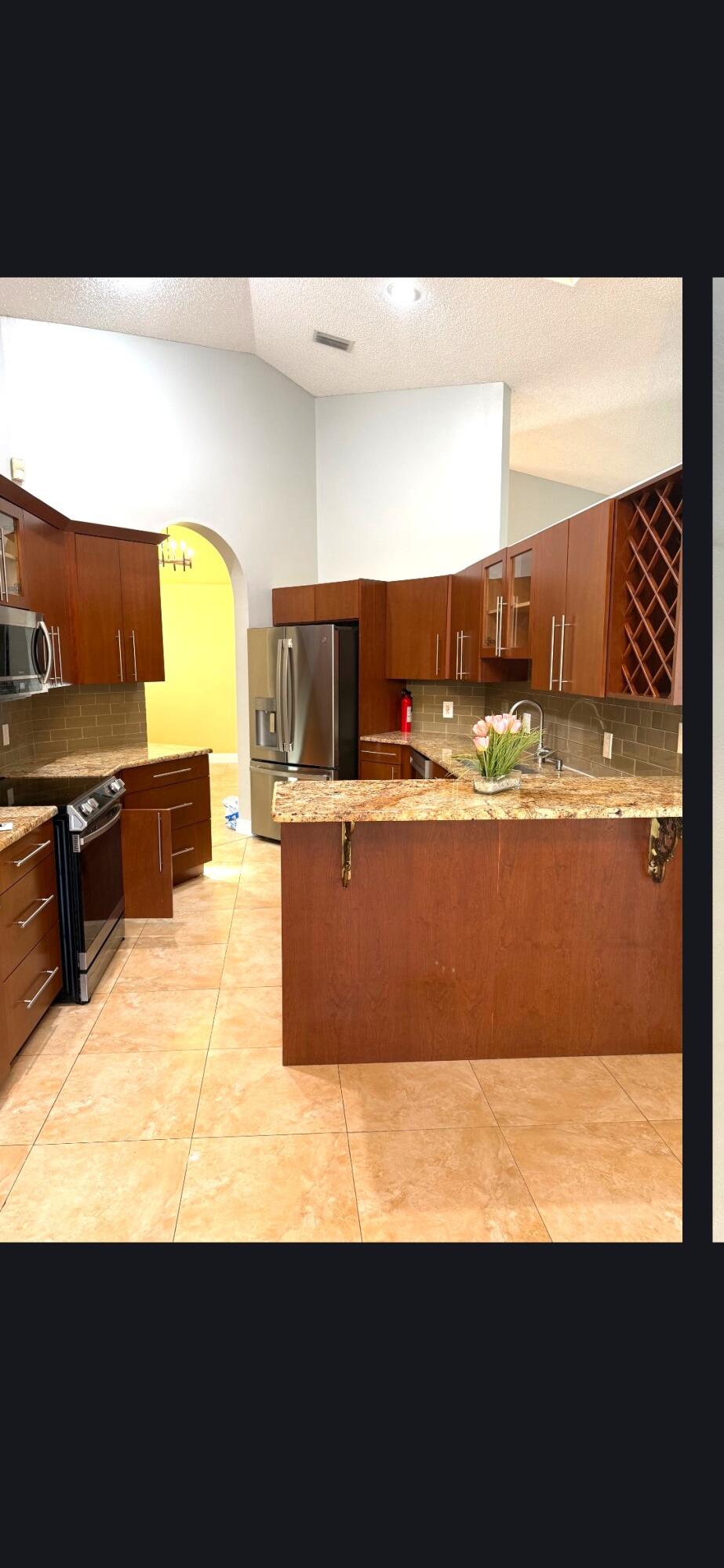 Starlight Cove Westchester CC - Residential Lease