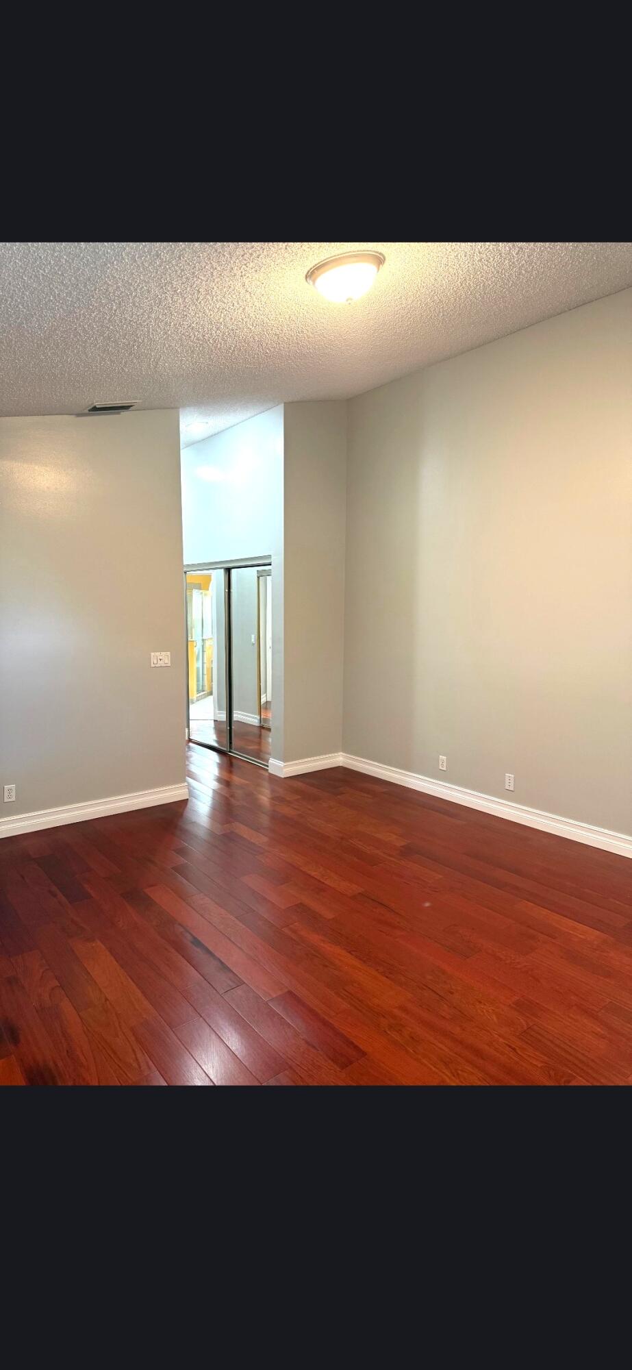 Starlight Cove Westchester CC - Residential Lease