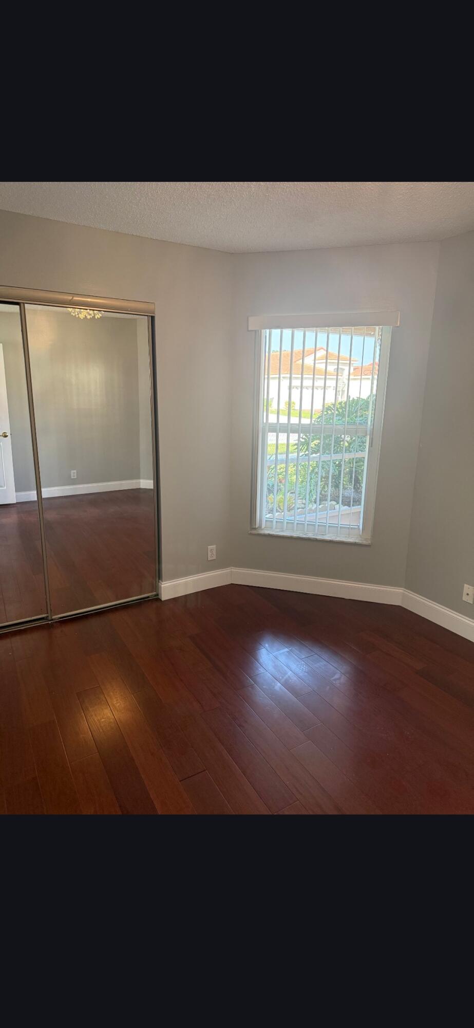 Starlight Cove Westchester CC - Residential Lease