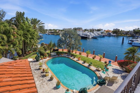 Tiny photo for 2850 NE 44th Street, Lighthouse Point, FL 33064 (MLS # R11167647)