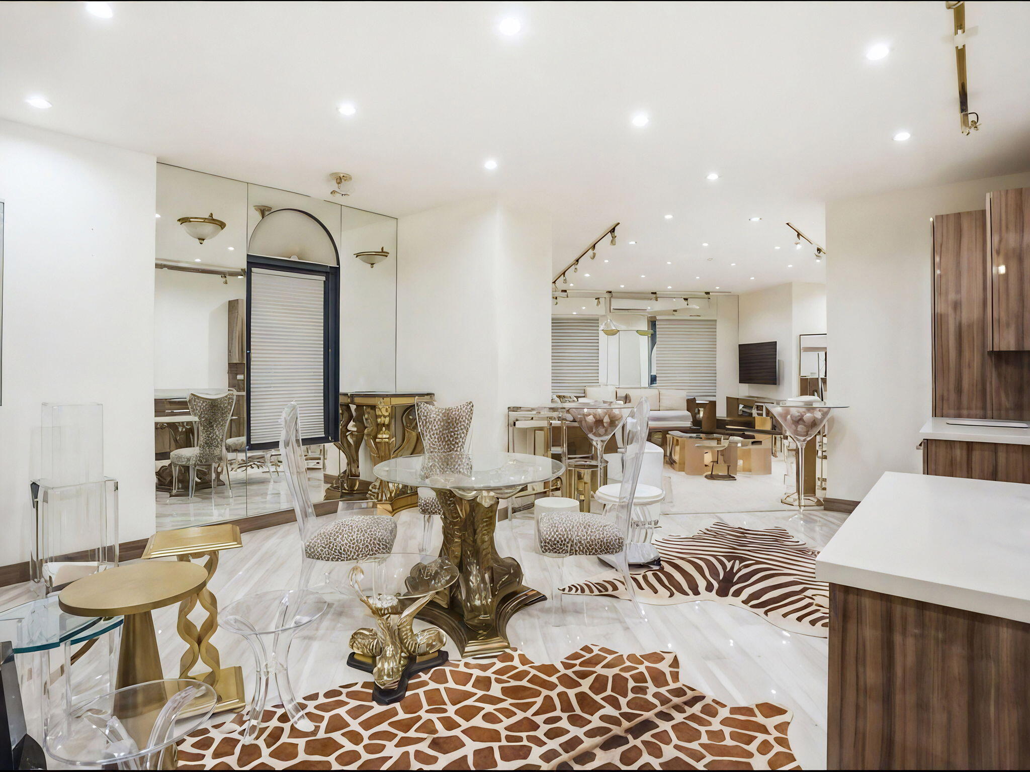 VENETIAN ISLES 3RD SEC - Residential