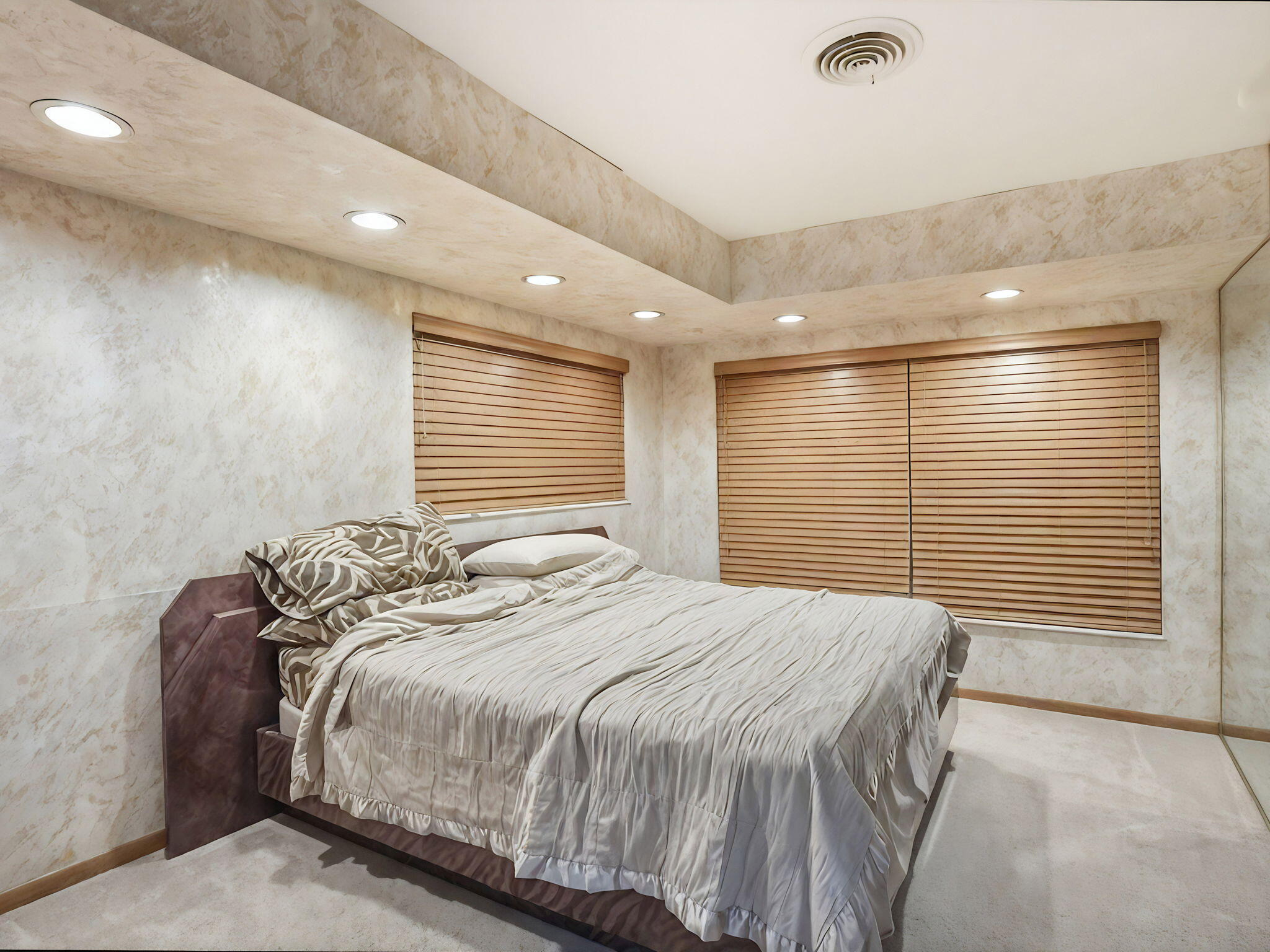 VENETIAN ISLES 3RD SEC - Residential