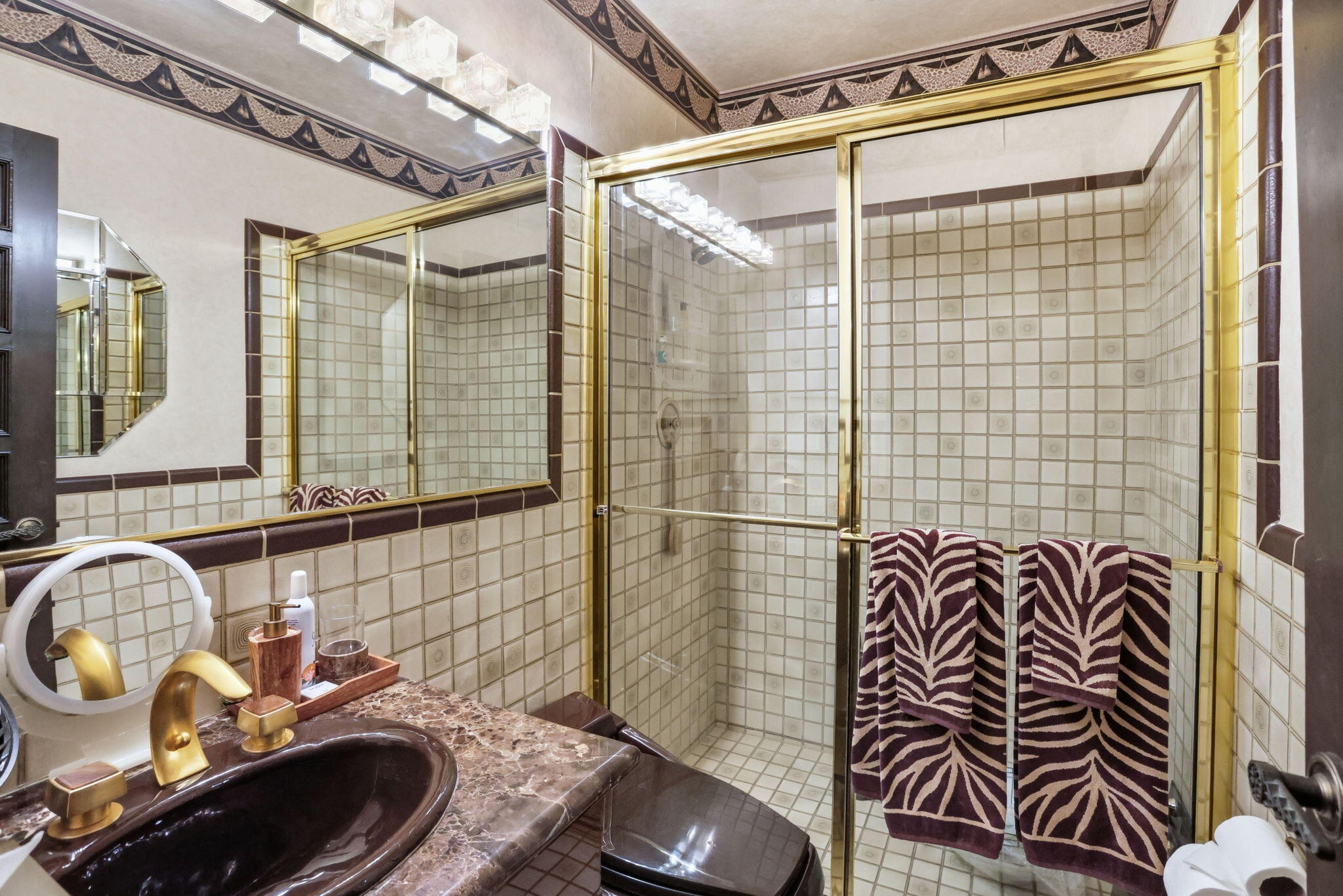 VENETIAN ISLES 3RD SEC - Residential