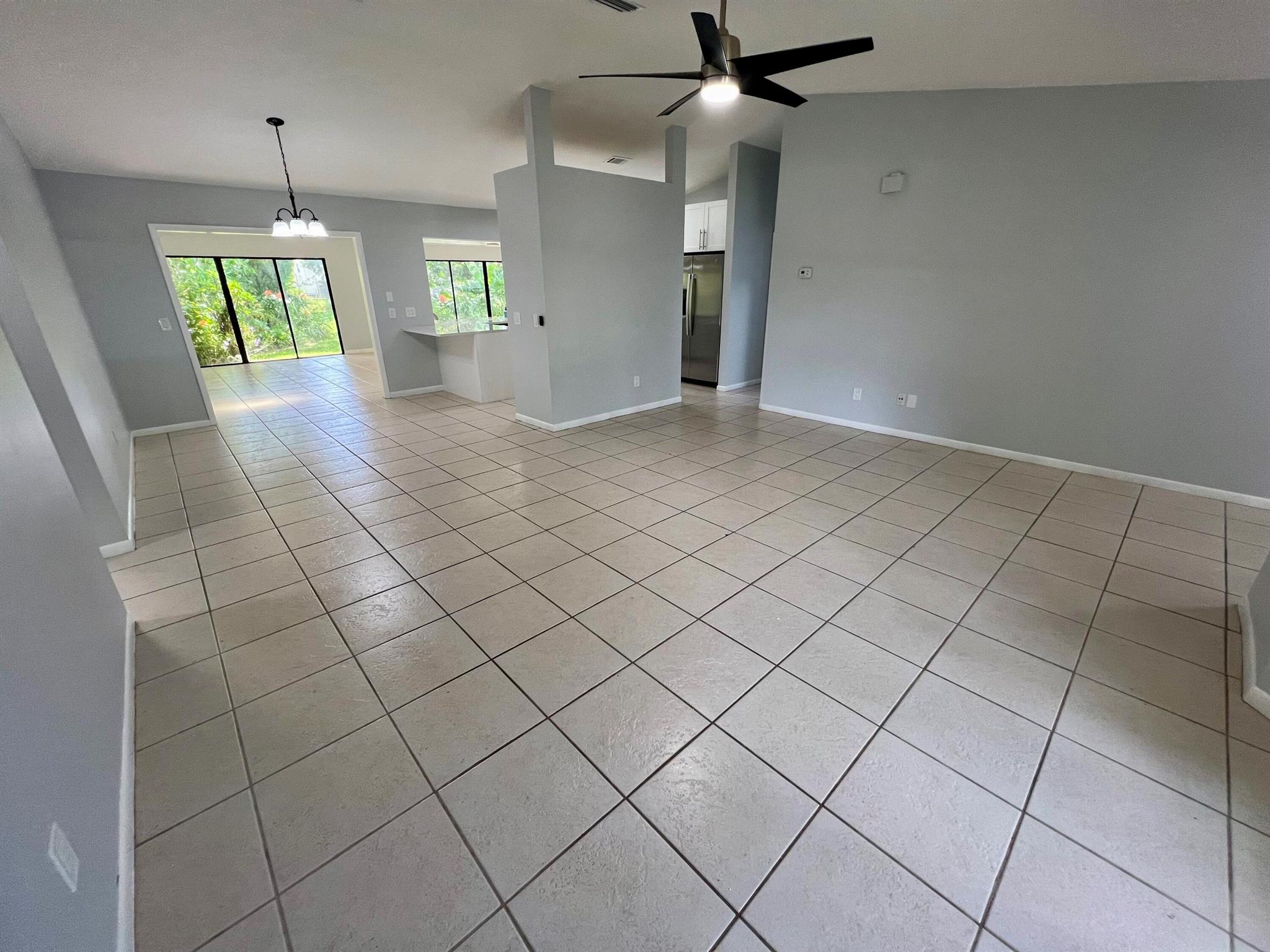 PORT ST LUCIE SECTION 5 - Residential Lease