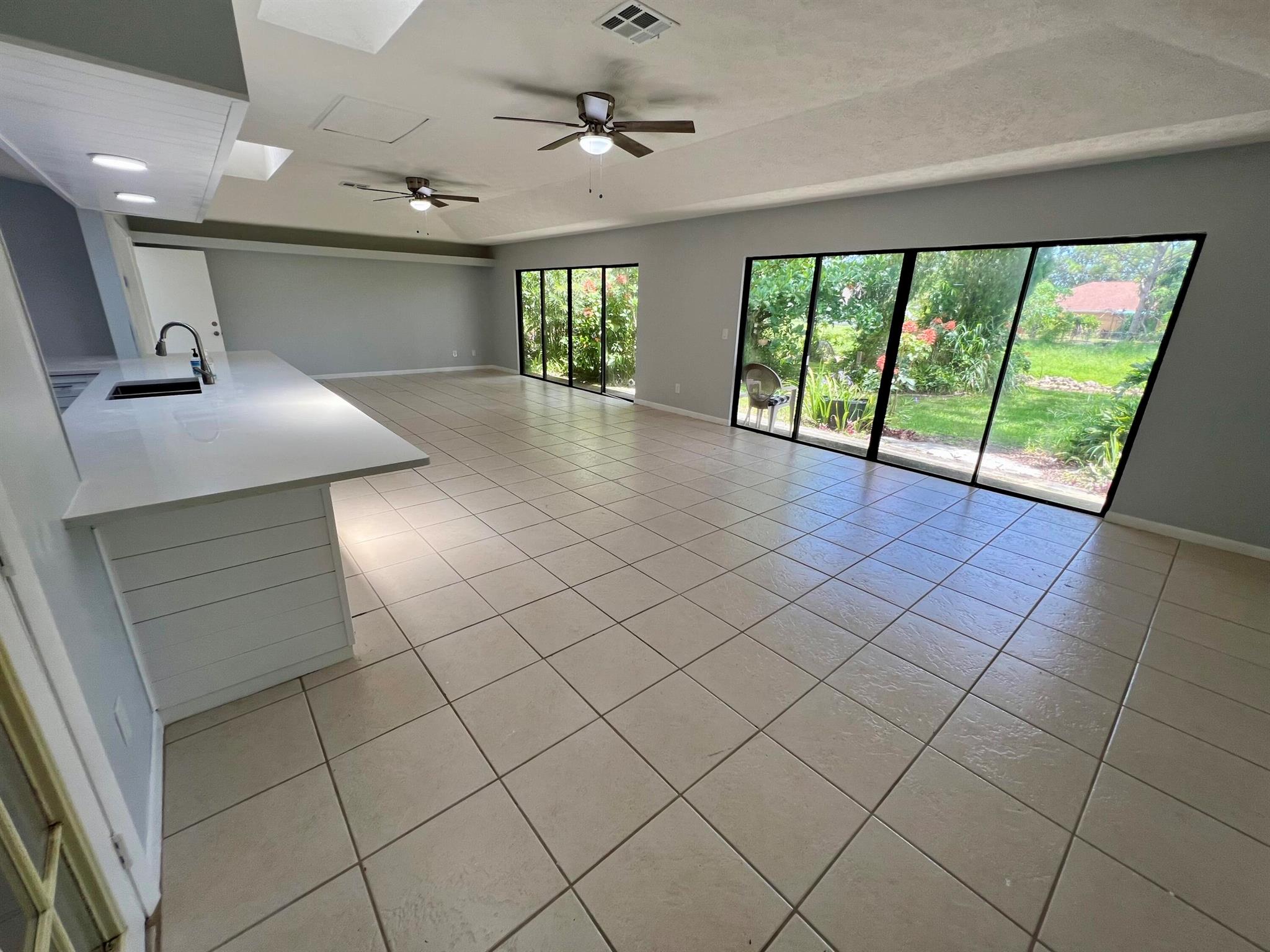 PORT ST LUCIE SECTION 5 - Residential Lease