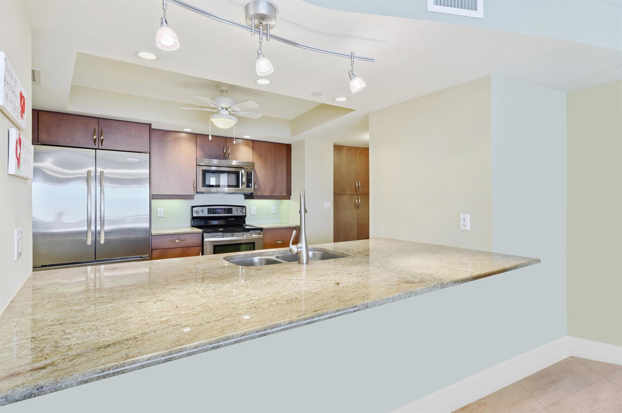 3000 N Ocean Drive 35-E