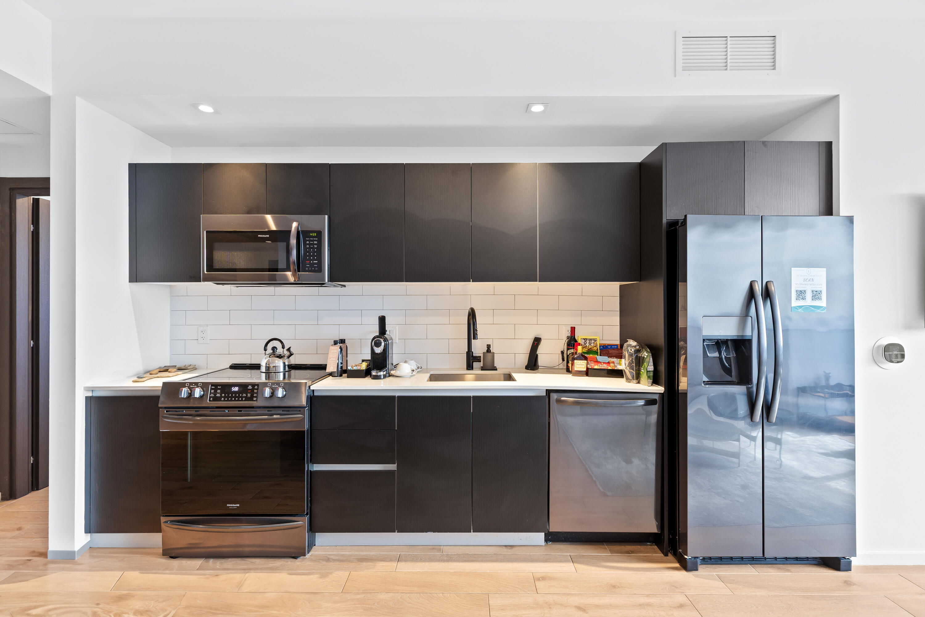 MAP OF MIAMI DADE CO. FL. PB B-41 - Residential