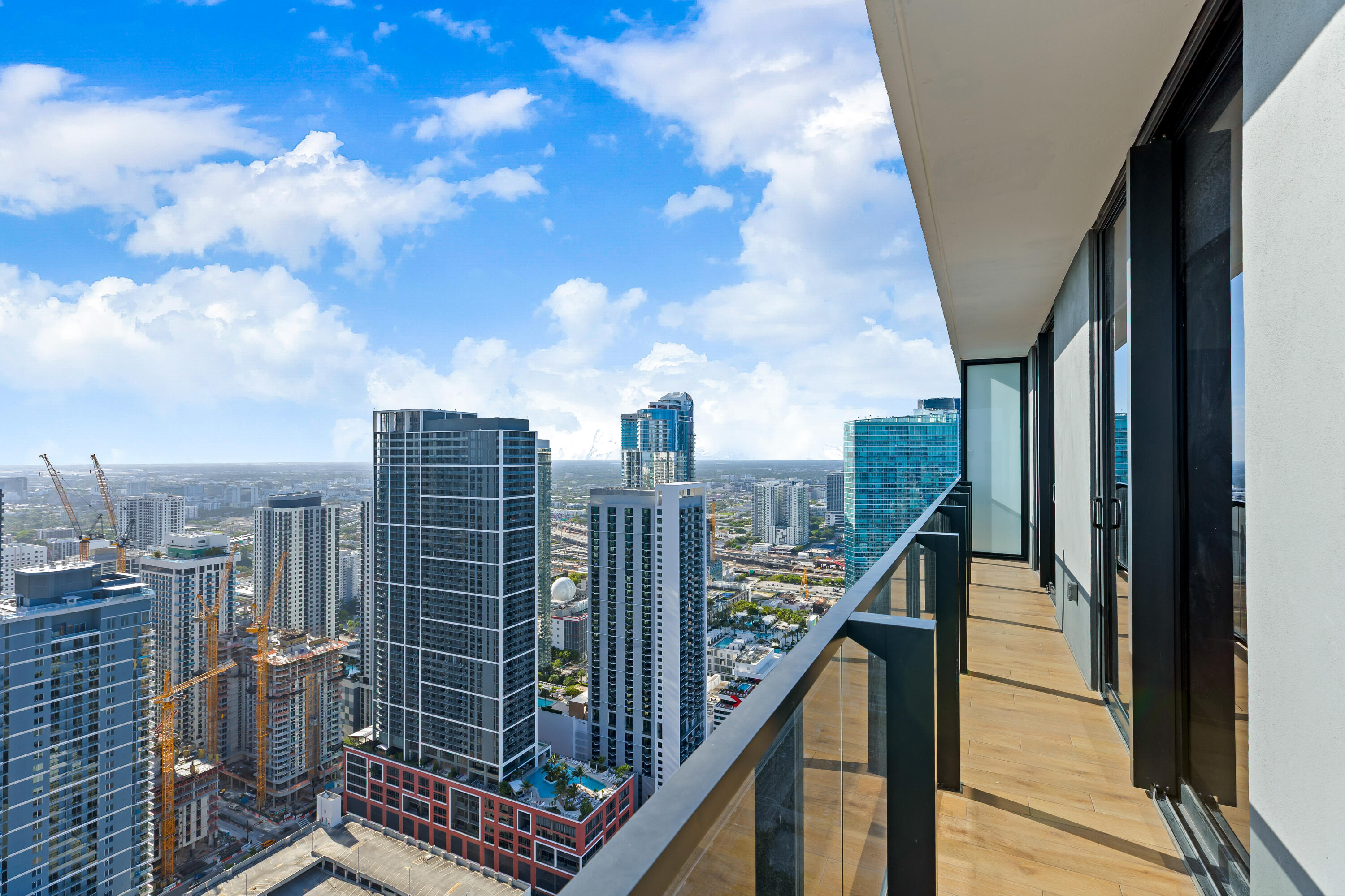 MAP OF MIAMI DADE CO. FL. PB B-41 - Residential