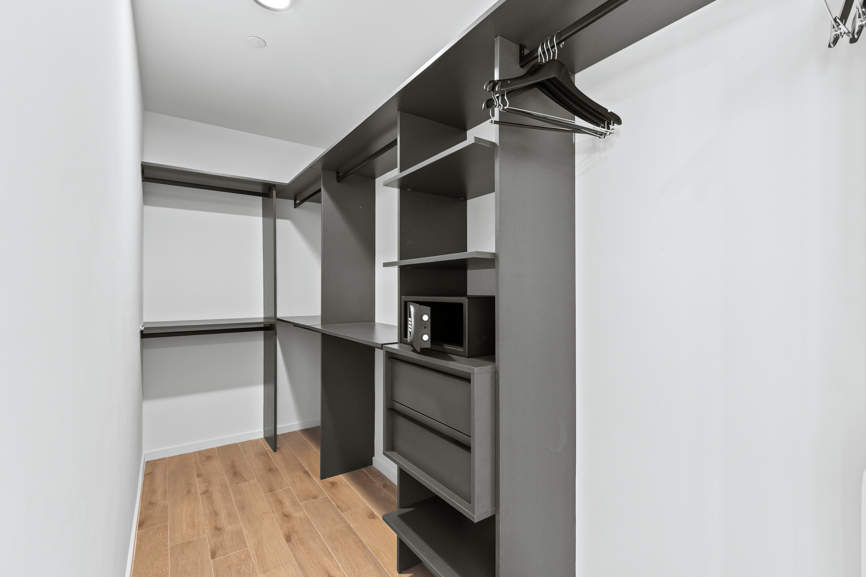 MAP OF MIAMI DADE CO. FL. PB B-41 - Residential