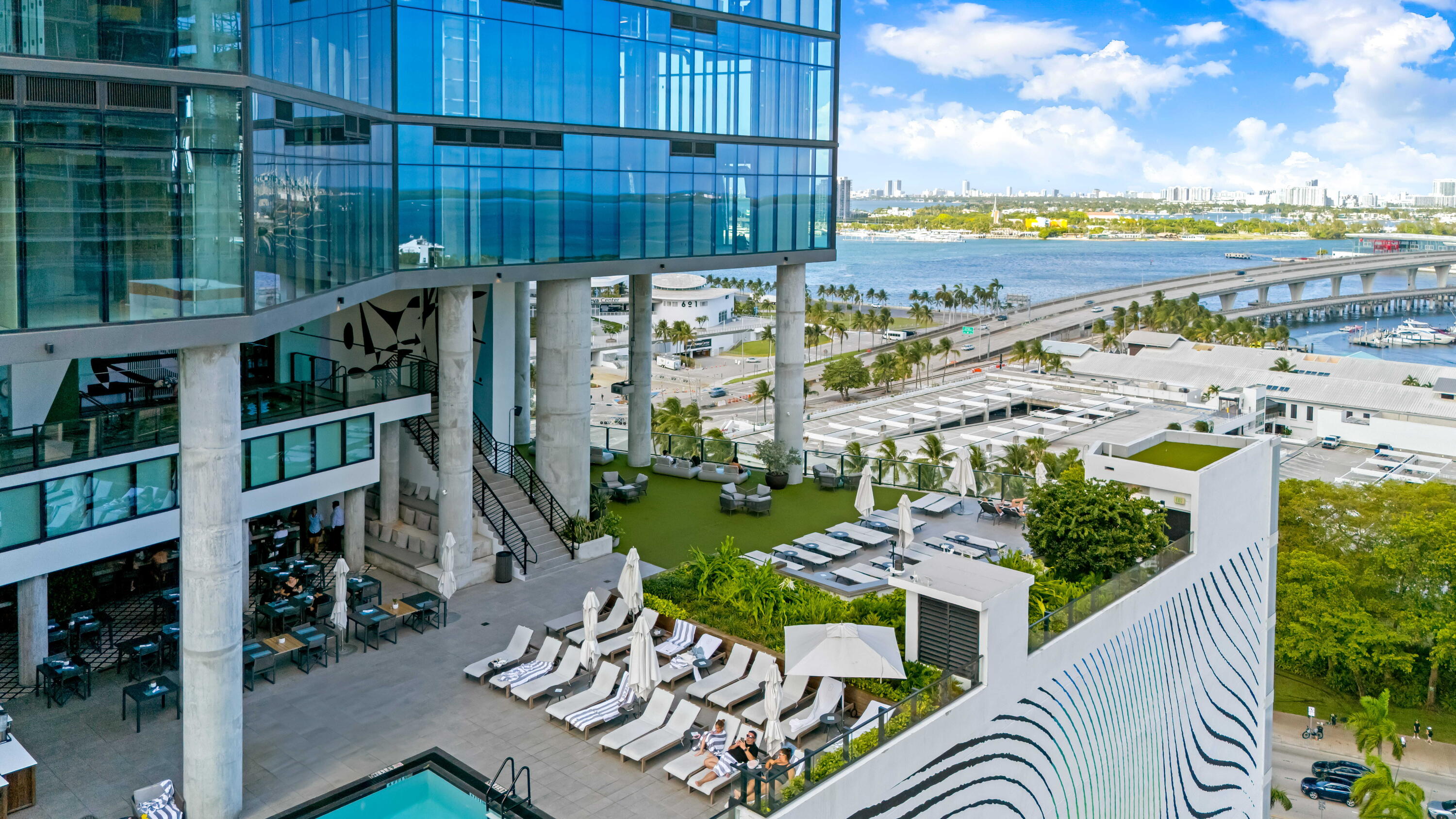 MAP OF MIAMI DADE CO. FL. PB B-41 - Residential