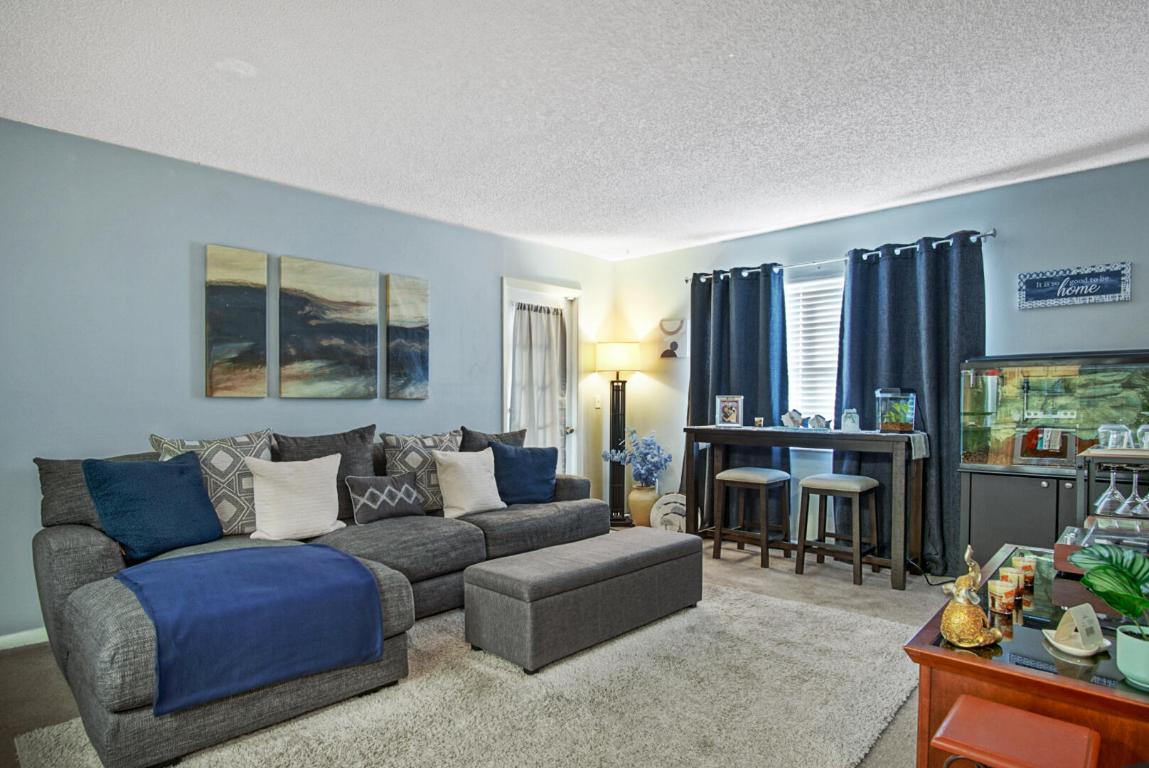 SEAGRASS CONDOMINIUM - Residential