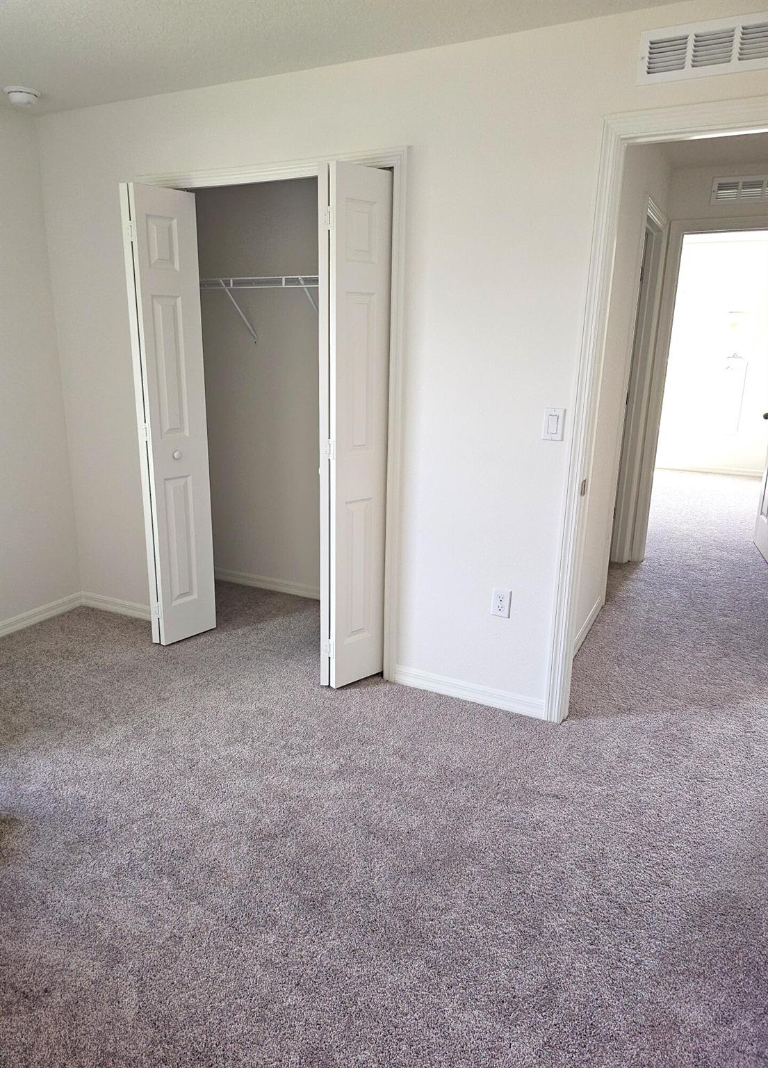 PORT ST LUCIE SECTION 22 - Residential Lease