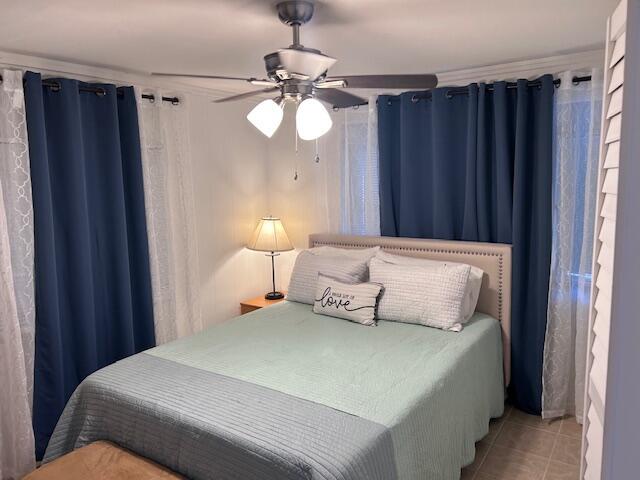 Spanish Lakes Riverfront - Residential