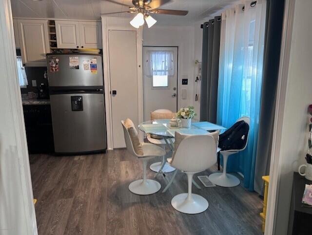 Spanish Lakes Riverfront - Residential