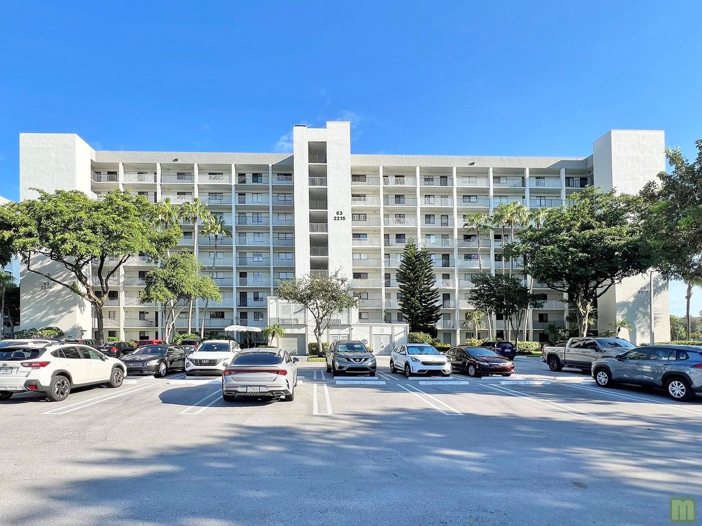 Photo of 2215 Cypress Island Drive #705, Pompano Beach, FL 33069 (MLS # F10496114)