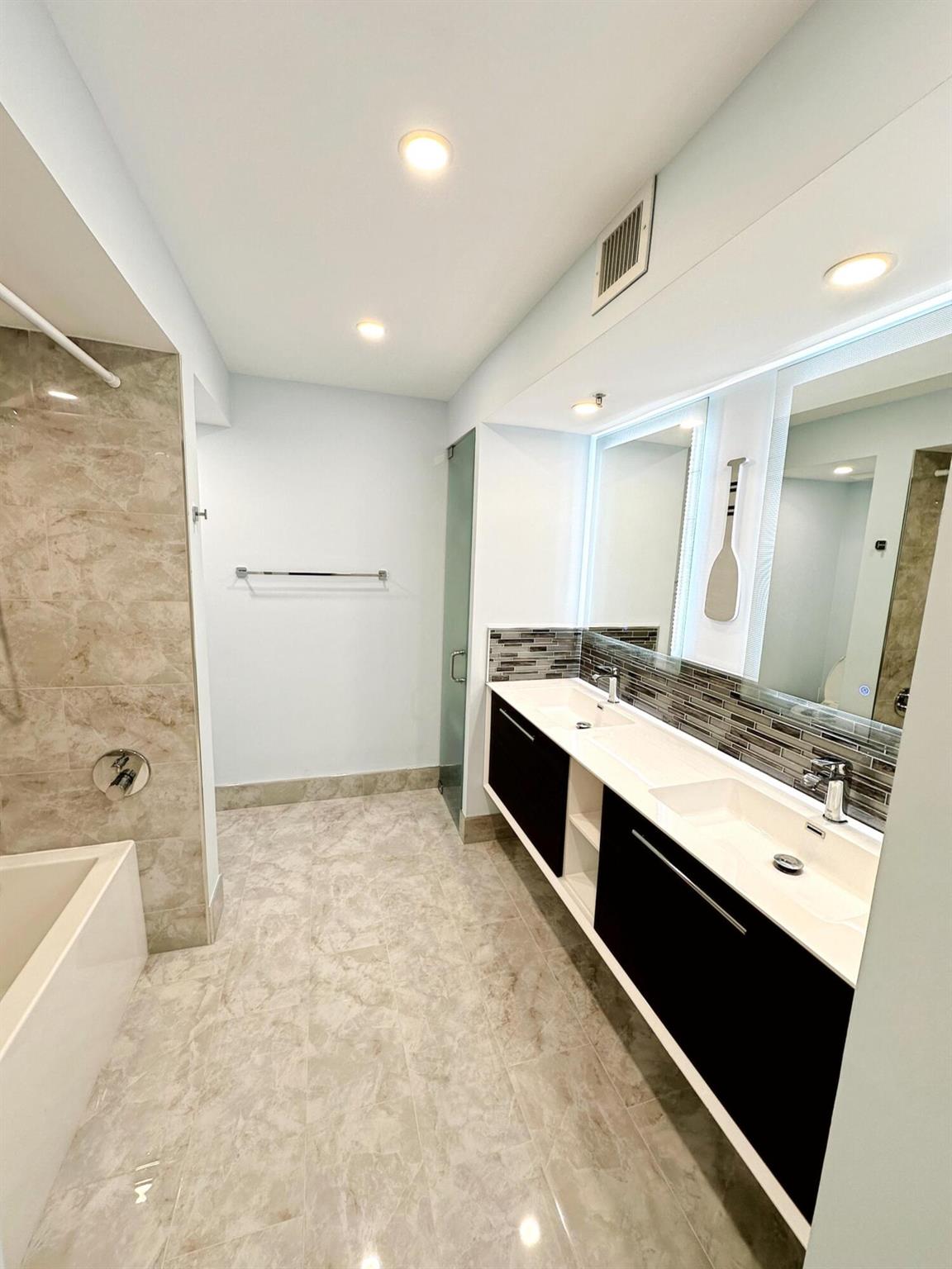 HIGHLAND BEACH CLUB CONDO - Residential Lease