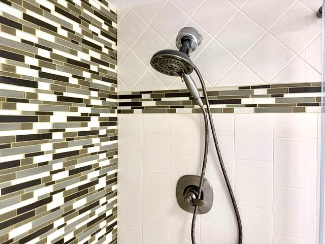 OAKRIDGE U CONDO - Residential