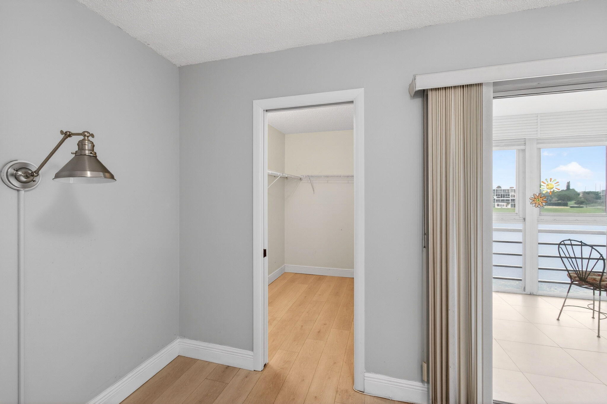 OAKRIDGE U CONDO - Residential