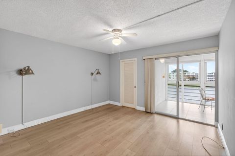 Tiny photo for 3084 Oakridge U, Deerfield Beach, FL 33442 (MLS # B26001204)
